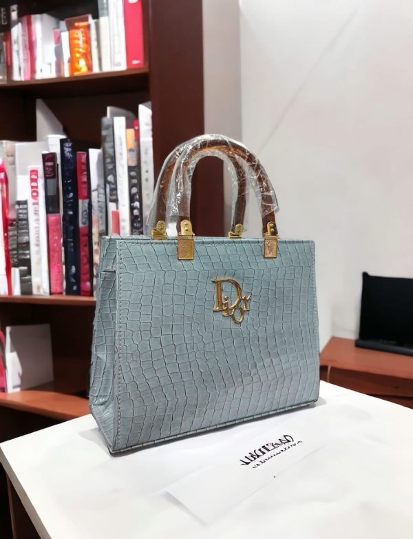 Screenshot_20251024-190704 Premium look hand bag